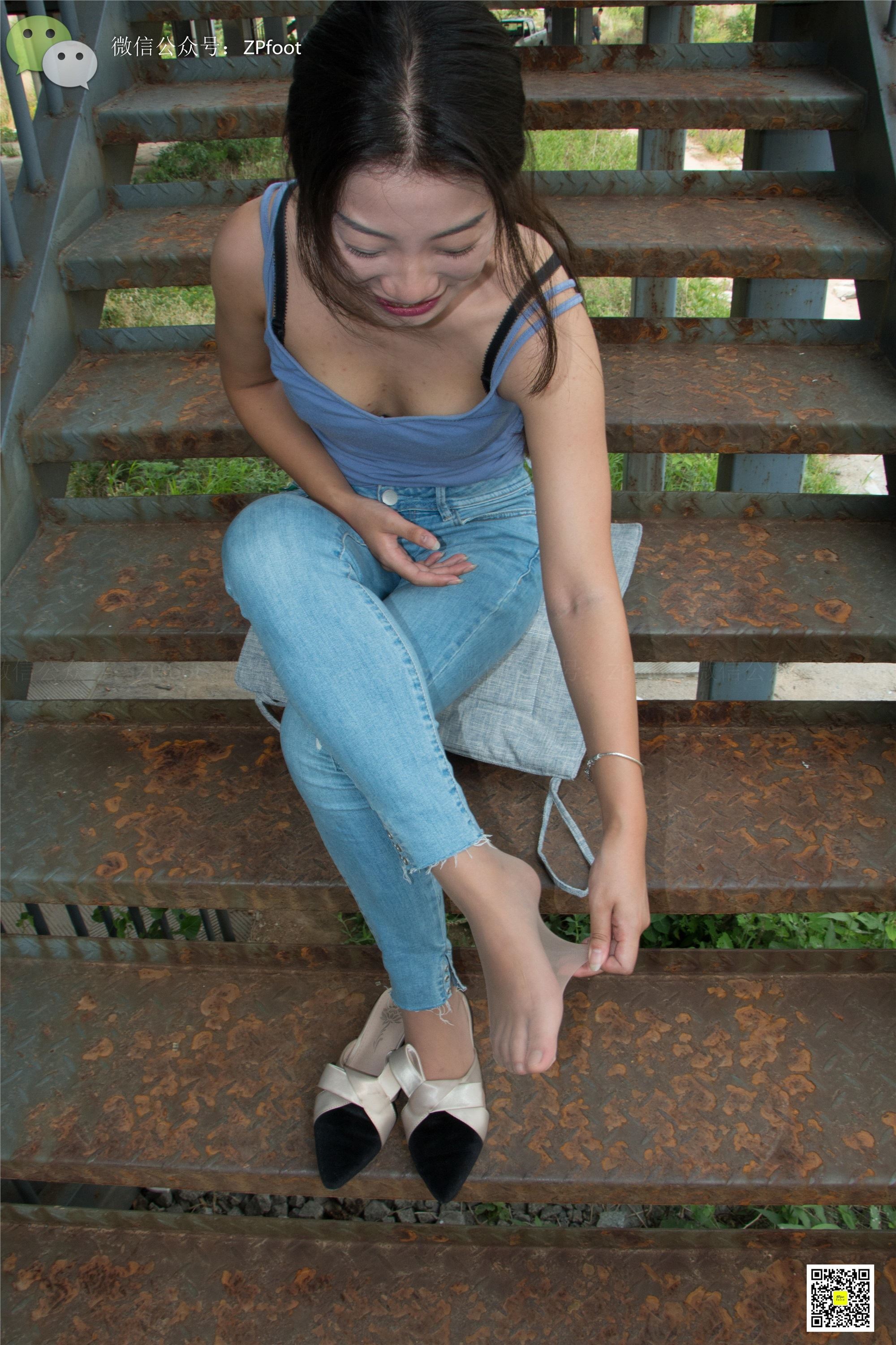 LSS山茶摄影 NO.010 芍药的短丝裸足